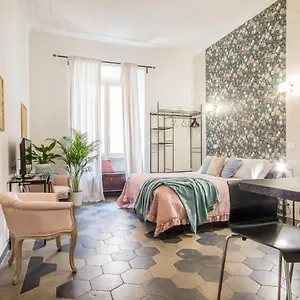 Appartement Flora Metro Vittorio, Rome