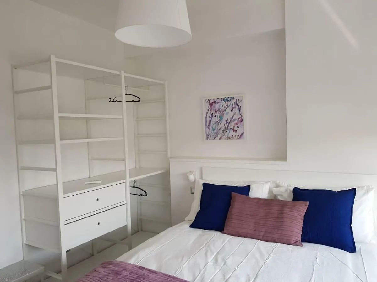 Nomentana White Apartments By Ghor Rzym