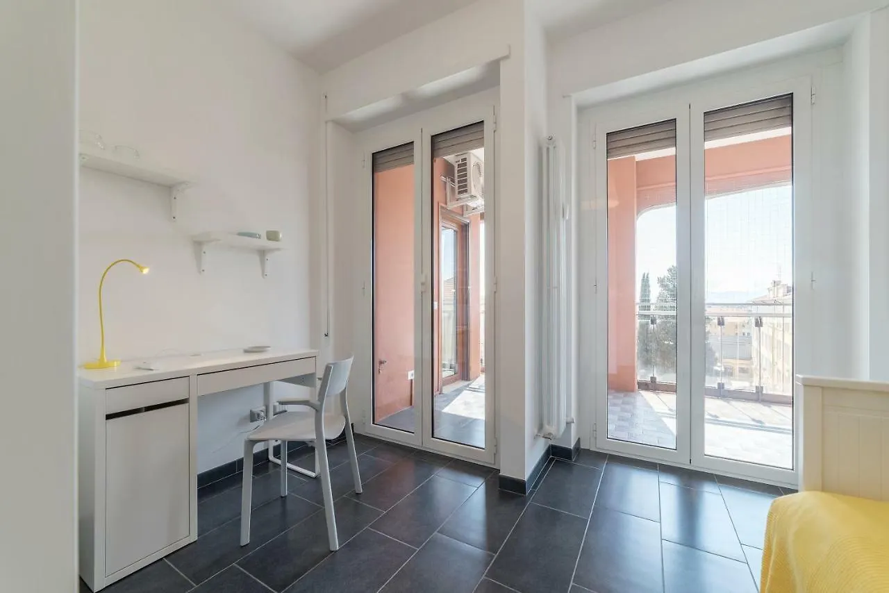 Nomentana White Apartments By Ghor Rzym